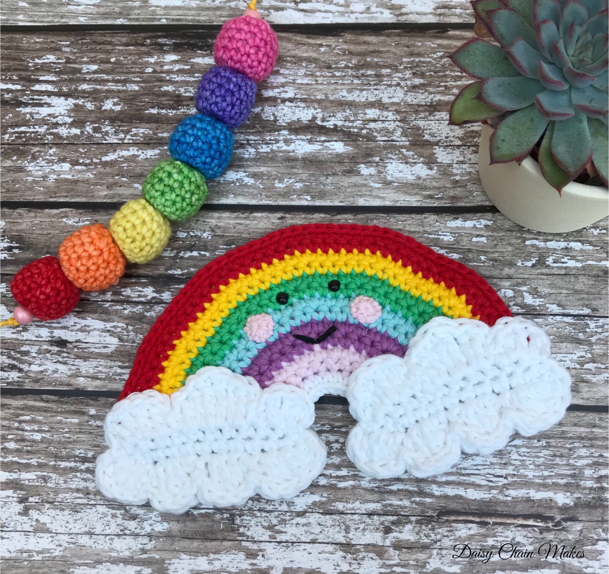Cloudy flatlay rainbow - Image 4