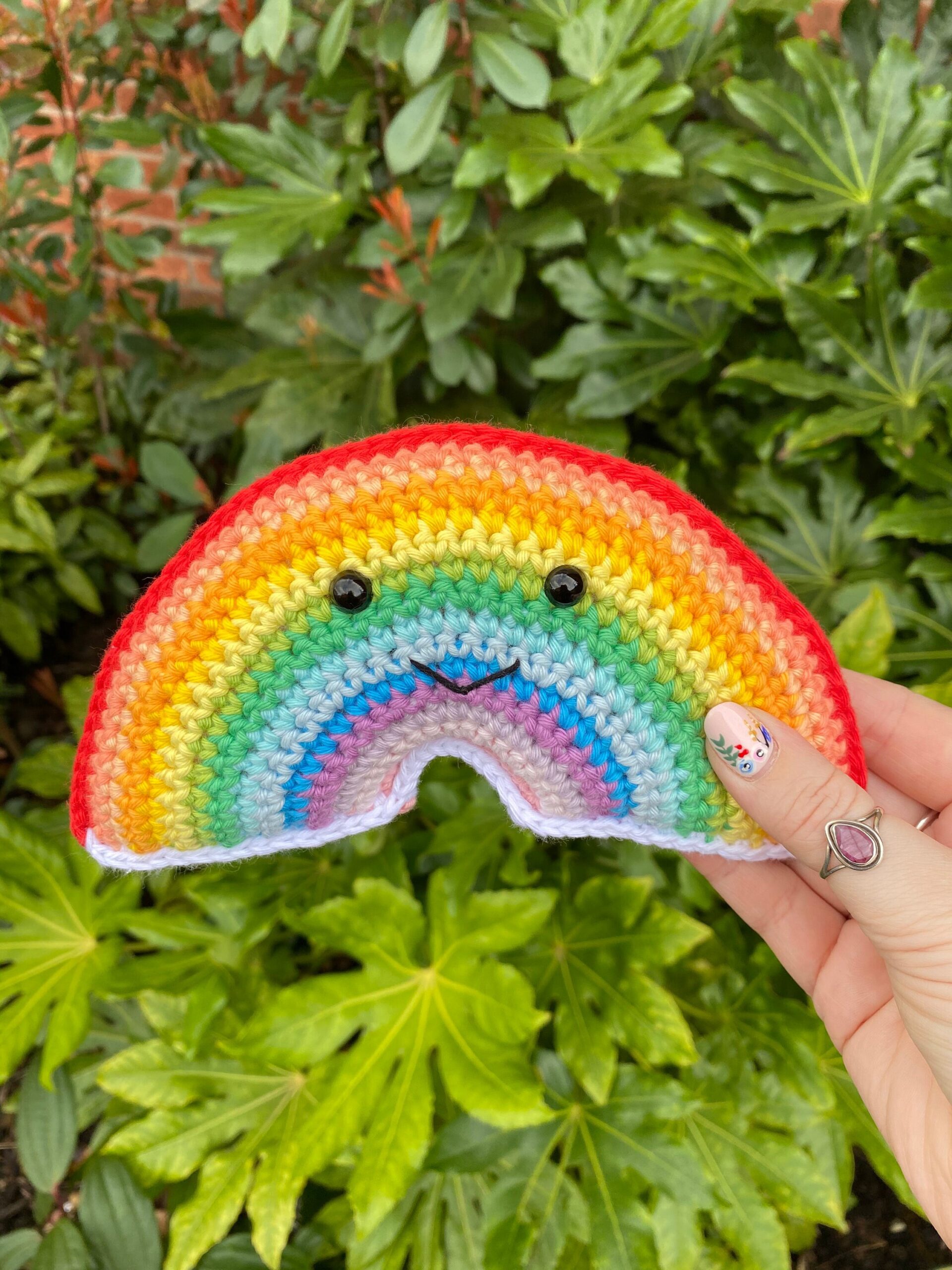 Large crochet rainbow - Image 2