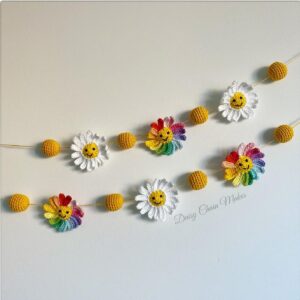 Daisy garland - Crochet garland - Crochet daisy garland - Daisy bunting