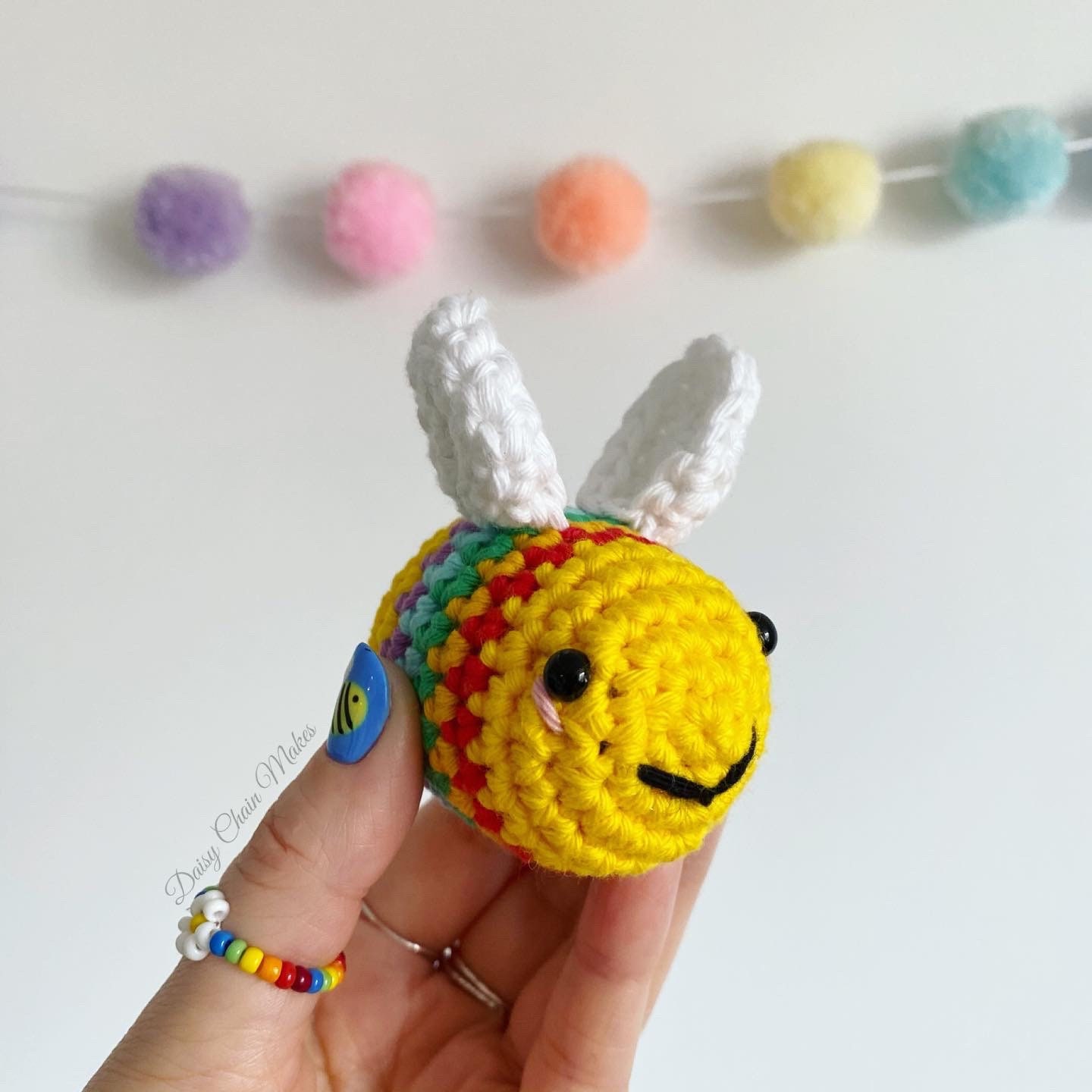 Mini cute bees - Image 5